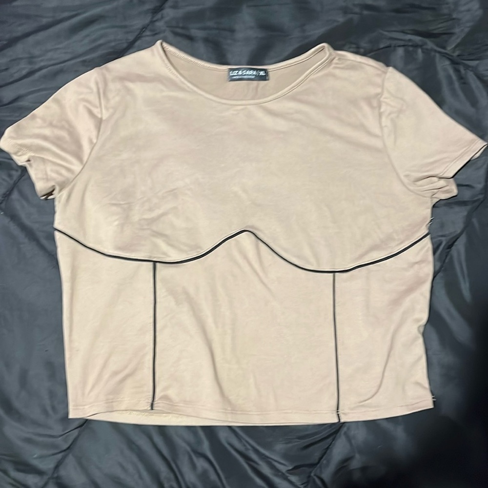 XL light brown woman’s T shirt